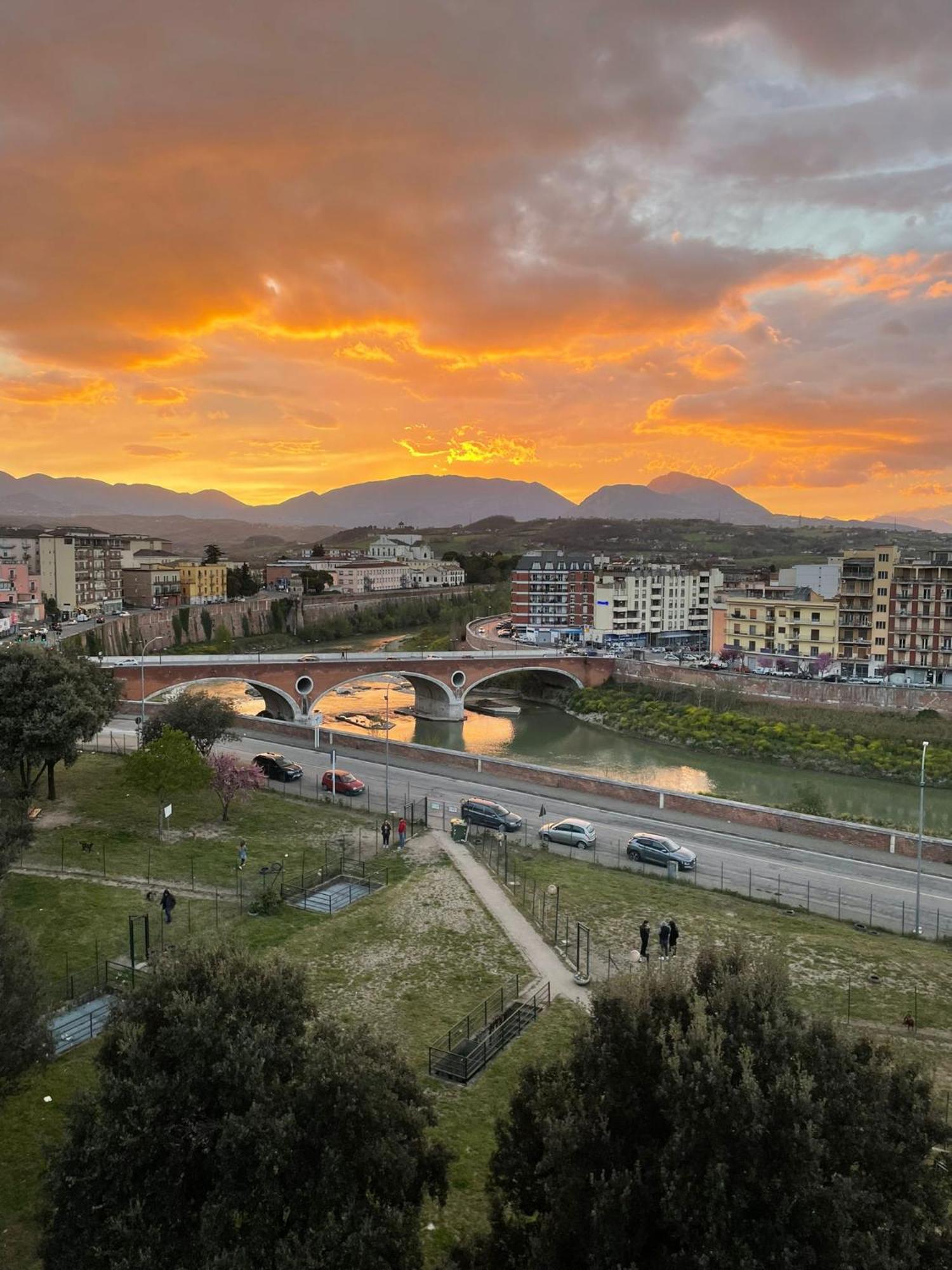 La Casa Di Cinzia Apartamento Benevento Exterior foto